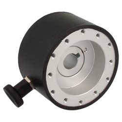 Steering wheel hub boat
